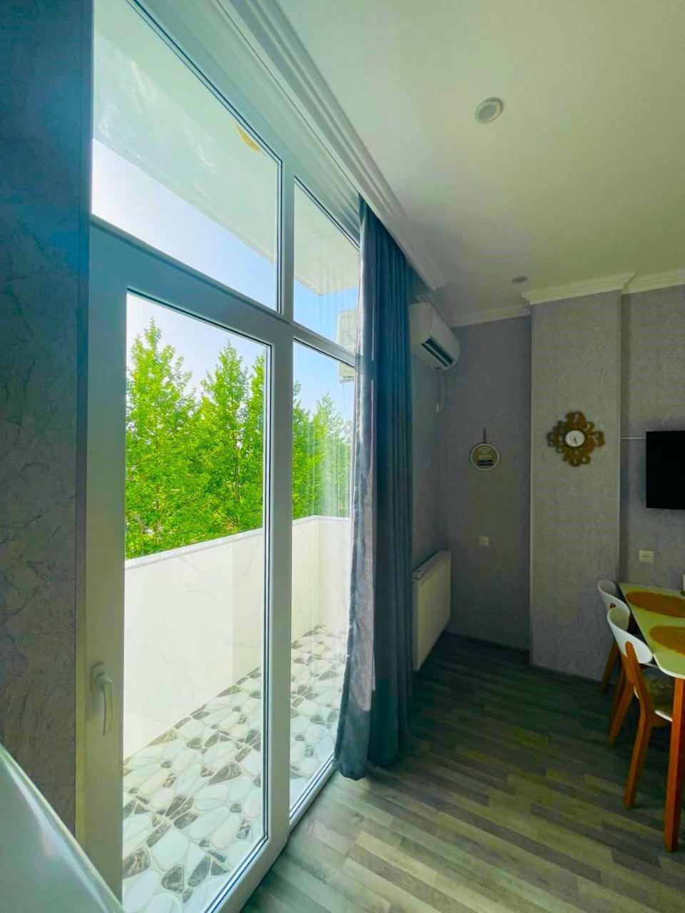 Kate'S New Cozy Apartment Kutaisi Exterior photo
